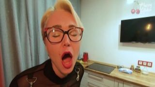 Cherry Aleksa Blonde With Glasses Fucked In dr tara porn The Ass O