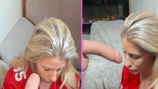 Ashley Fires Look Alike Cam Girl Sucks dancing bear deepthroat On A Big Rubber